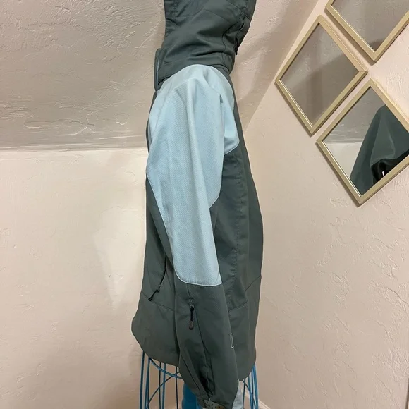 Patagonia Regulator Series Snowboard Jacket - Picture 4 of 13